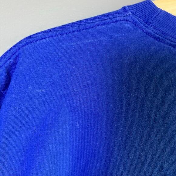 Men’s Disney “I Conquered Its A Small World” T Shirt Size Medium - Picture 5 of 7